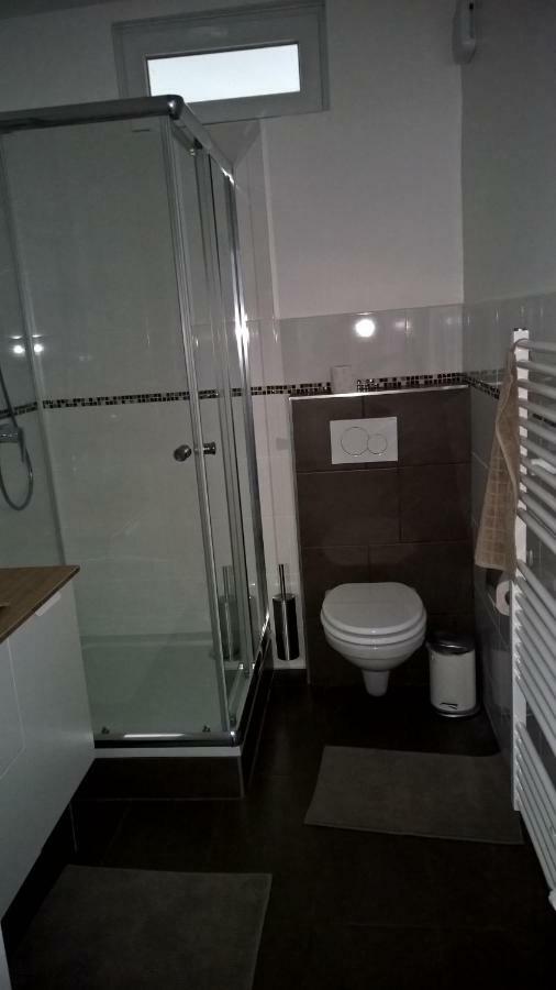 Rosenappartement-Sopronkeresztúr Kültér fotó